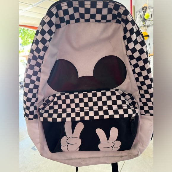 Vans limited edition Mickey Mouse backpack. No longer sold. Excellent condition - Picture 1 of 1